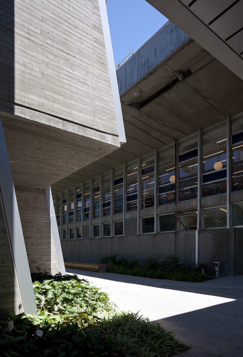 Haifa University Library by Oscar Niemeyer
