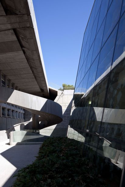 Haifa University Library by Oscar Niemeyer