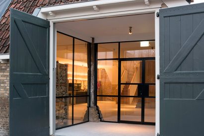 Herberch Omke Jan by Piet Hein Eek