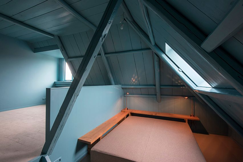 Herberch Omke Jan by Piet Hein Eek