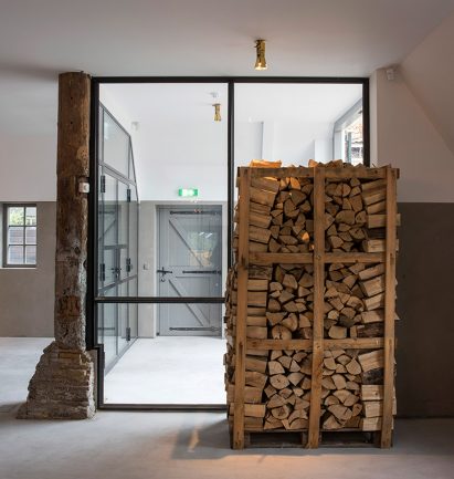 Herberch Omke Jan by Piet Hein Eek