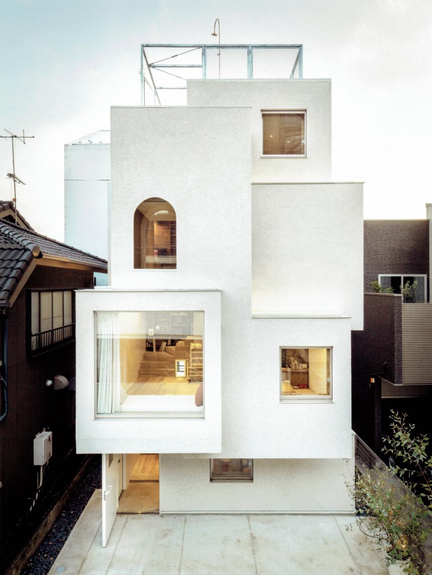 House in the City by Ryosuke Fujii