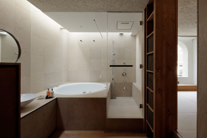 House in the City by Ryosuke Fujii