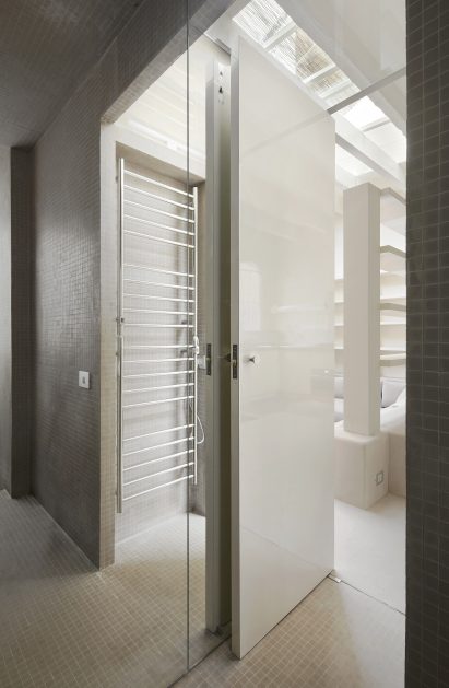 House on the street Reig i Bonet, Barcelona by Arquitectura-G