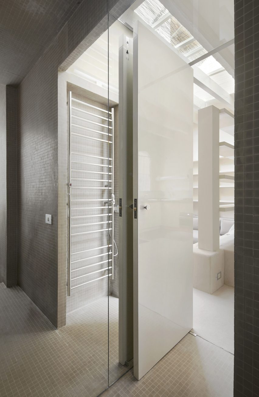House on the street Reig i Bonet, Barcelona by Arquitectura-G