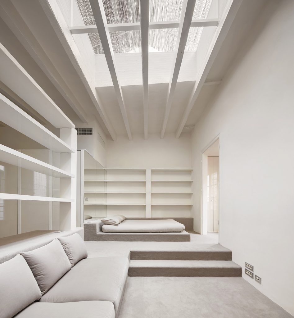 House on the street Reig i Bonet, Barcelona by Arquitectura-G