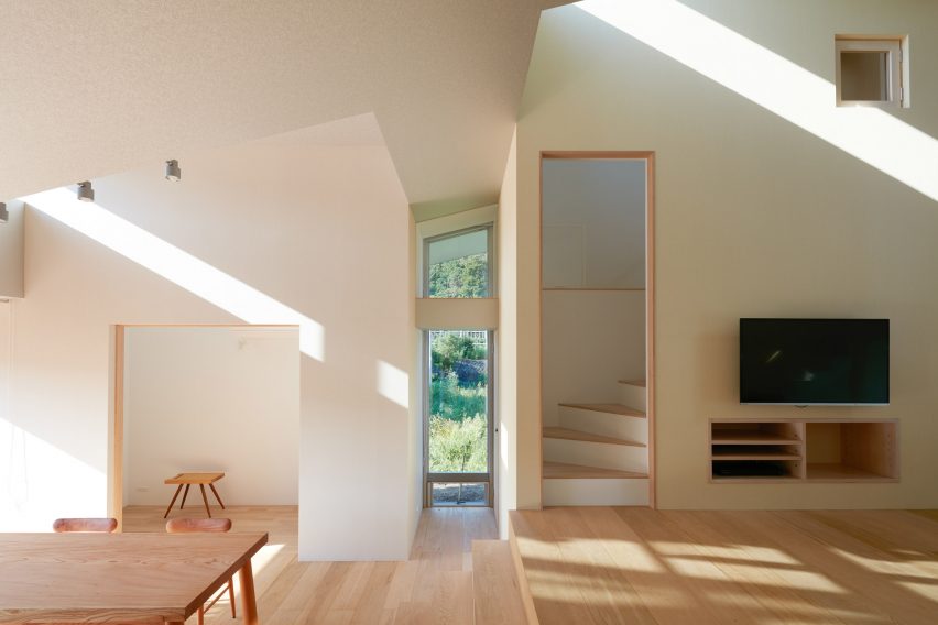 House in Tokushima by Fujiwara Muro