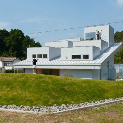 House in Tokushima by Fujiwara Muro