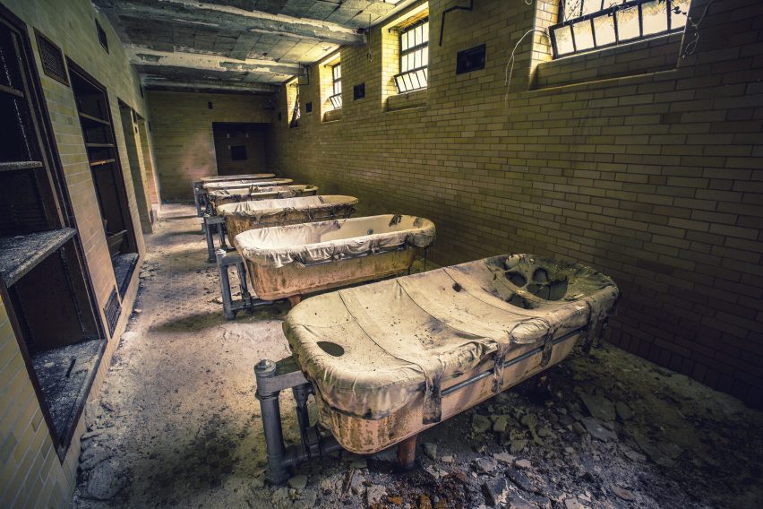 Hydrotherapy tubs Matt Van der Velde Architecture Abandoned Asylums Interior Jonglez Publishing