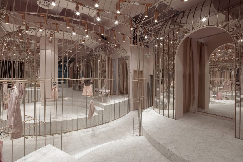 JOOOS Fitting Room by LI Xiang