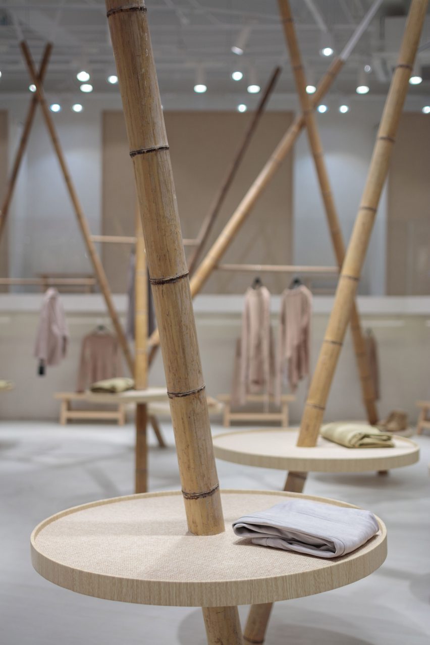 JOOOS Fitting Room by LI Xiang