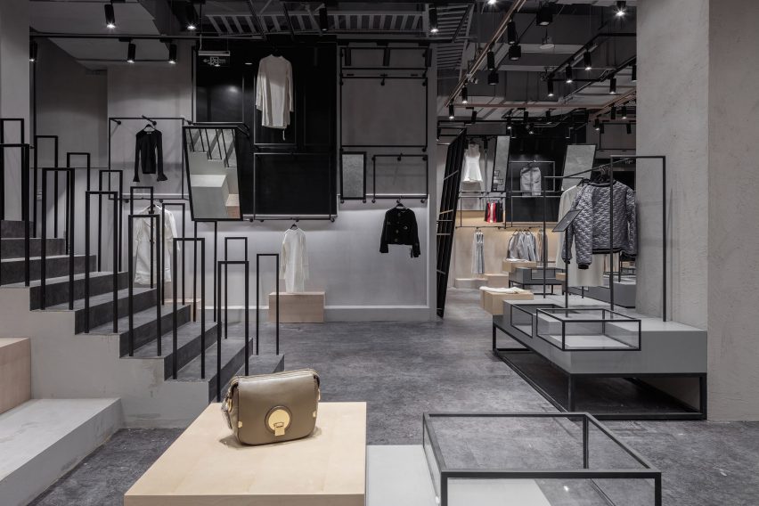 JOOOS Fitting Room by LI Xiang