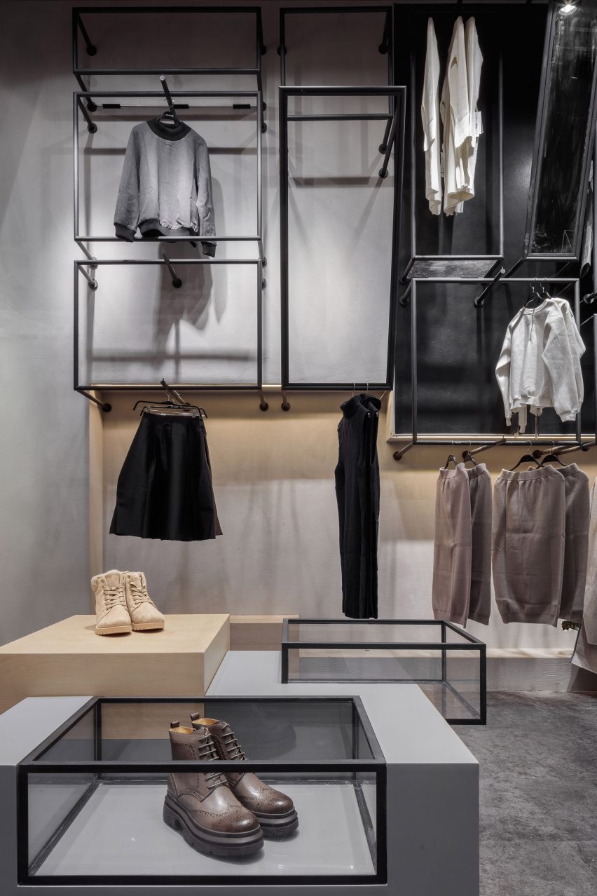 JOOOS Fitting Room by LI Xiang