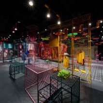 JOOOS Fitting Room by LI Xiang