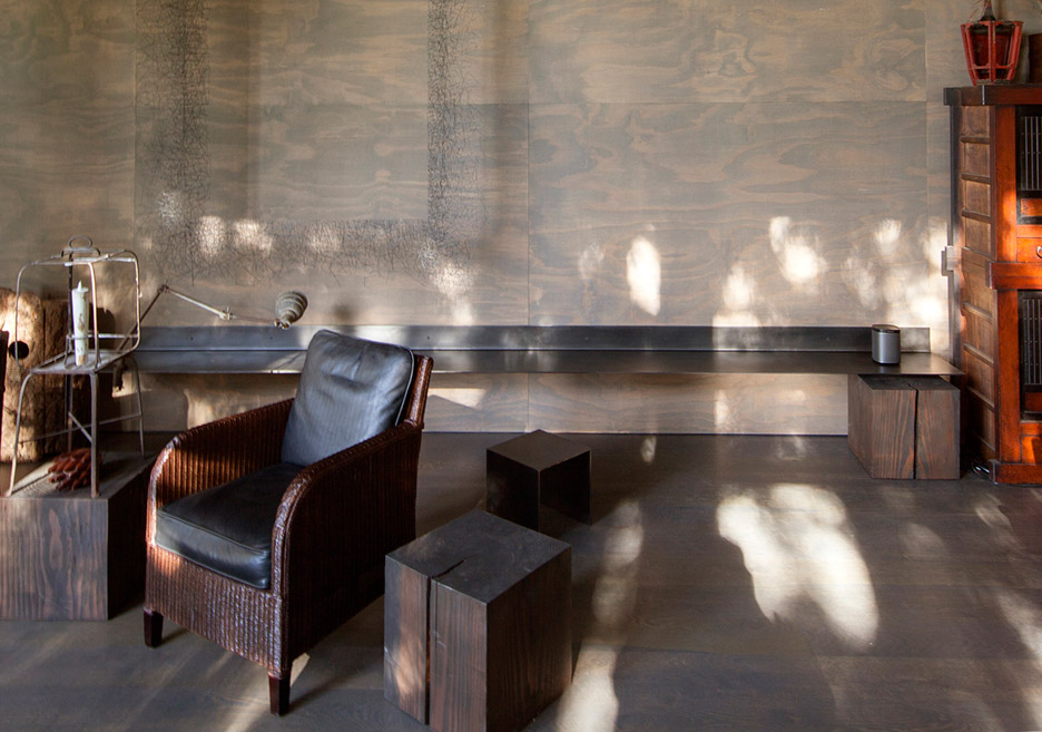 Arm chair Junsei House by Suyama Peterson Deguchi