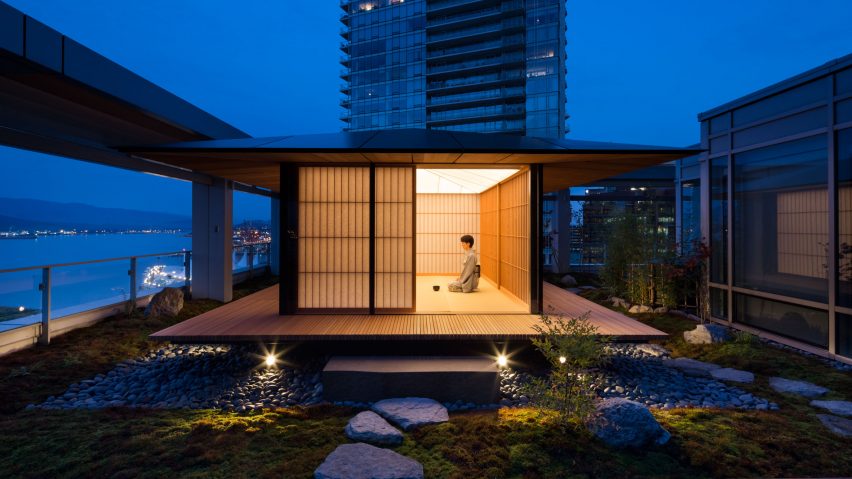 Kengo Kuma teahouse in Vancouver