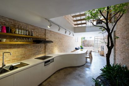 Lee&Tee House by Block Architects BASE
