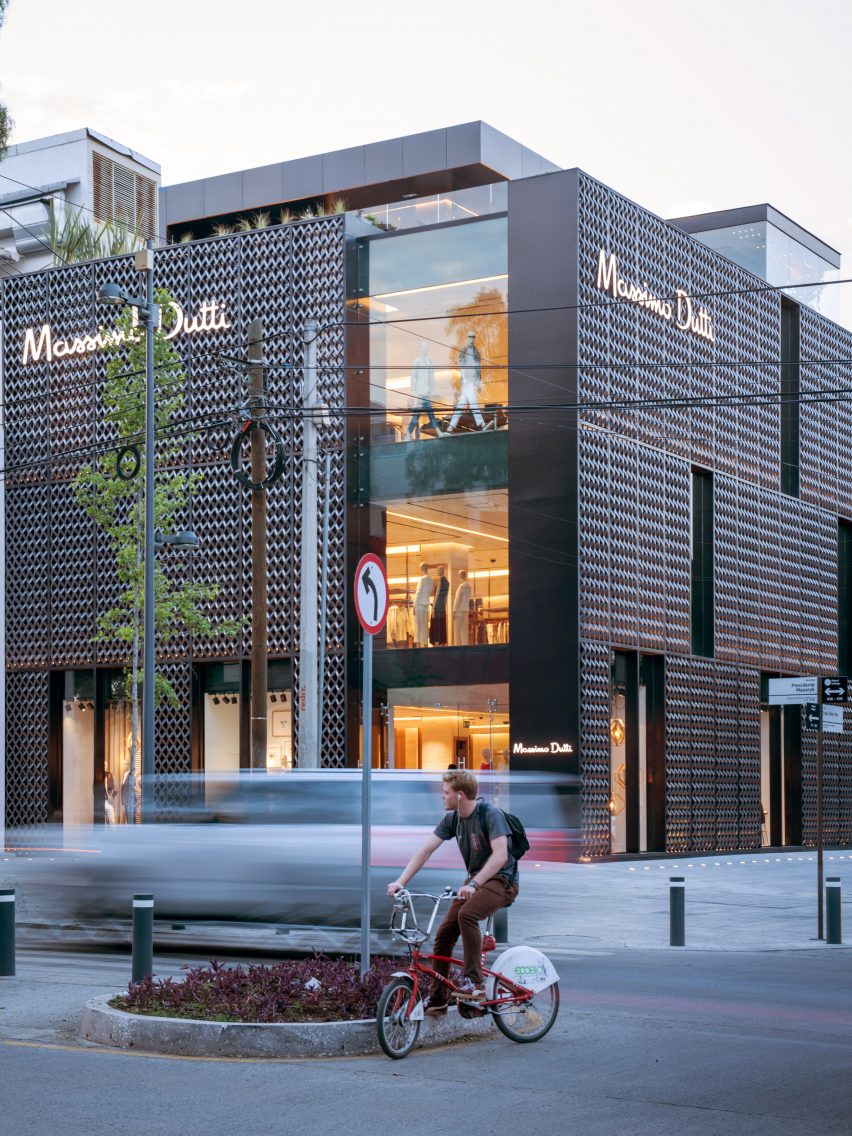 Massimo Dutti In Mexico City by SMA