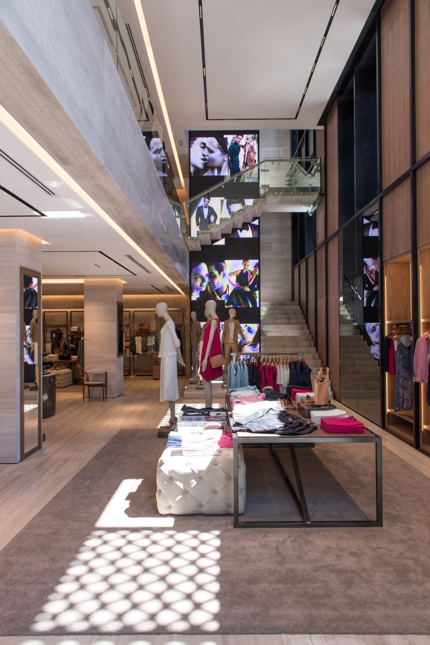 Massimo Dutti In Mexico City by SMA