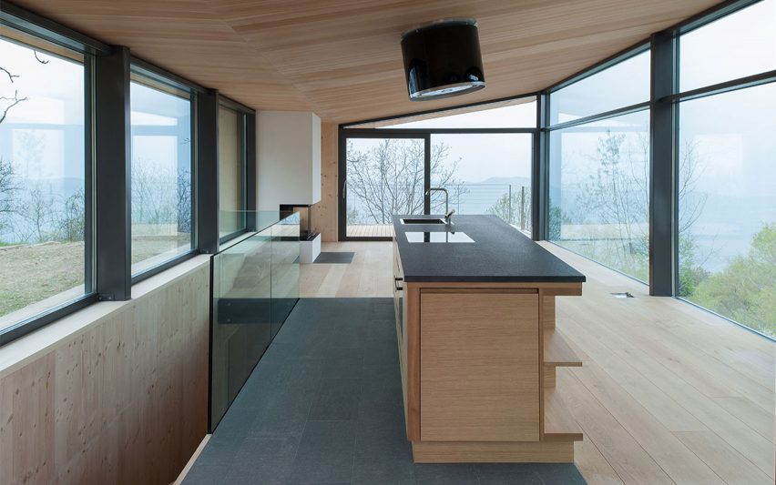 Mountain retreat by Modostudio
