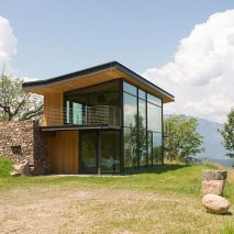 Mountain retreat by Modostudio