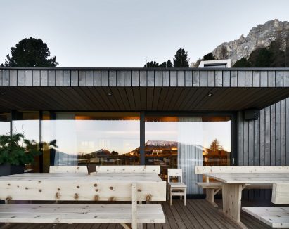 Mountain Hut by Peter Pichler Architecture