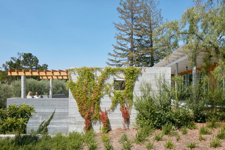 Silicon Valley residence by Malcolm Davis