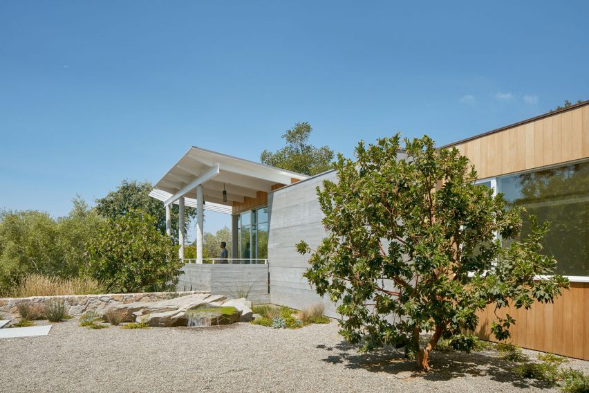 Silicon Valley residence by Malcolm Davis