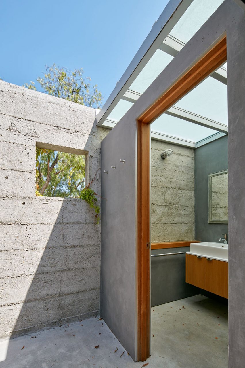Silicon Valley residence by Malcolm Davis