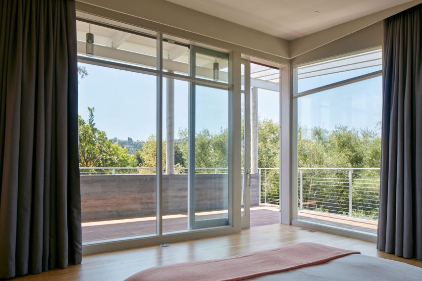 Silicon Valley residence by Malcolm Davis
