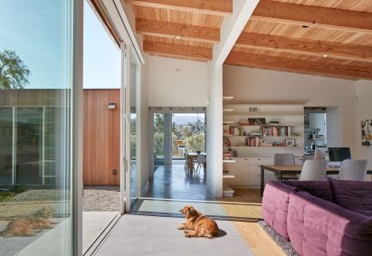 Silicon Valley residence by Malcolm Davis