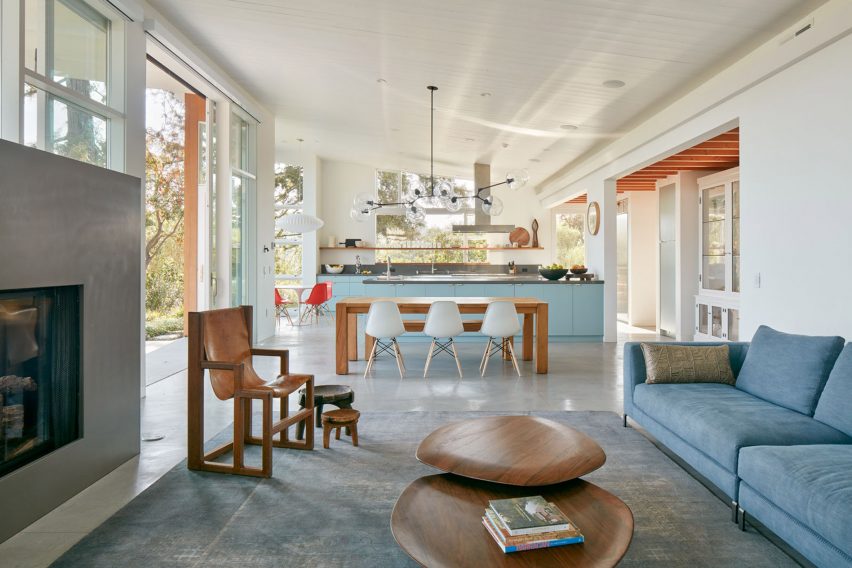 Silicon Valley residence by Malcolm Davis