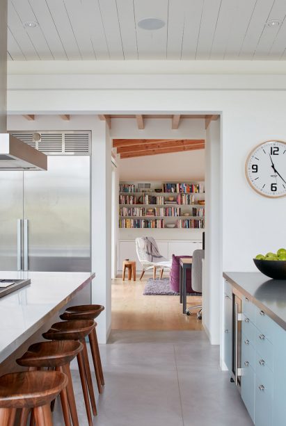 Silicon Valley residence by Malcolm Davis