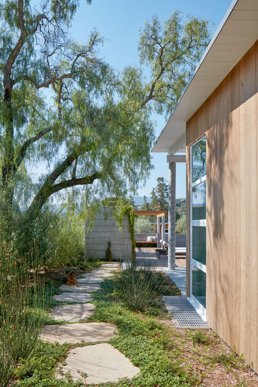Silicon Valley residence by Malcolm Davis