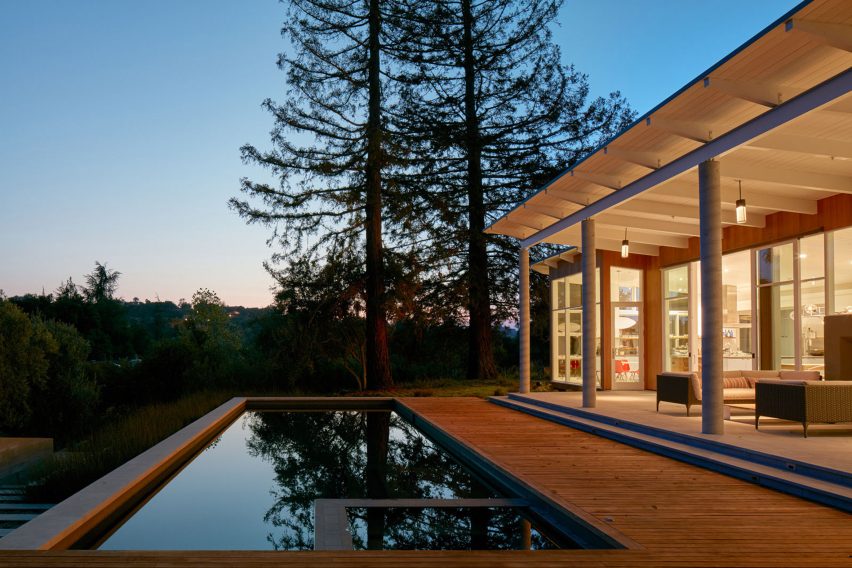 Silicon Valley residence by Malcolm Davis