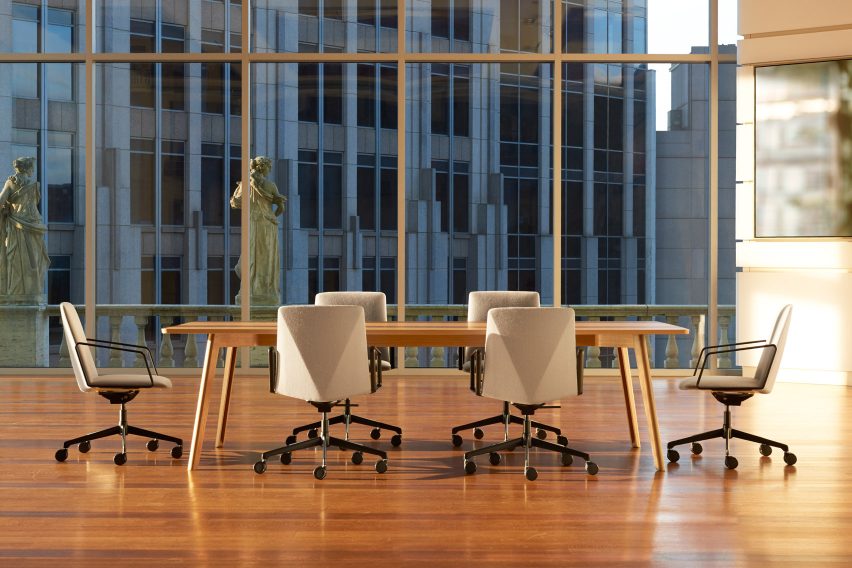 Solem table by Martin Solem