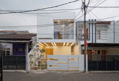 Splow House by Delution Architect