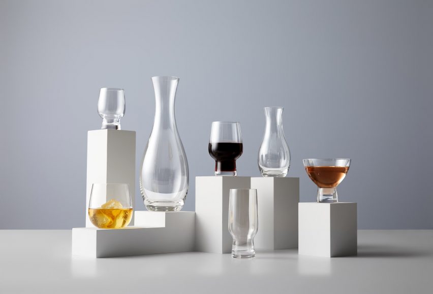 Alessi serviceware for Delta