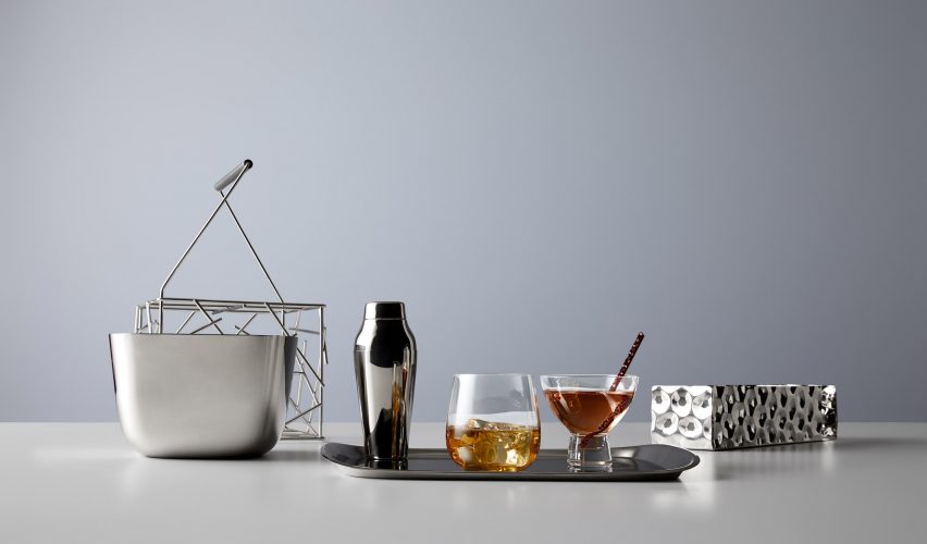 Alessi serviceware for Delta