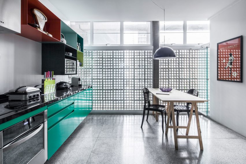 Apartment in Copan by SuperLimão