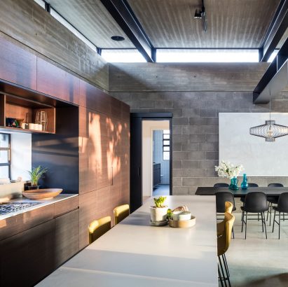 Bare House by Jacobs-Yaniv Architects