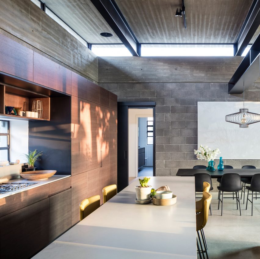 Bare House by Jacobs-Yaniv Architects