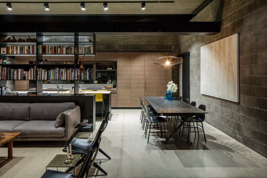 Bare House by Jacobs-Yaniv Architects