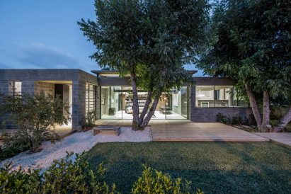 Bare House by Jacobs-Yaniv Architects