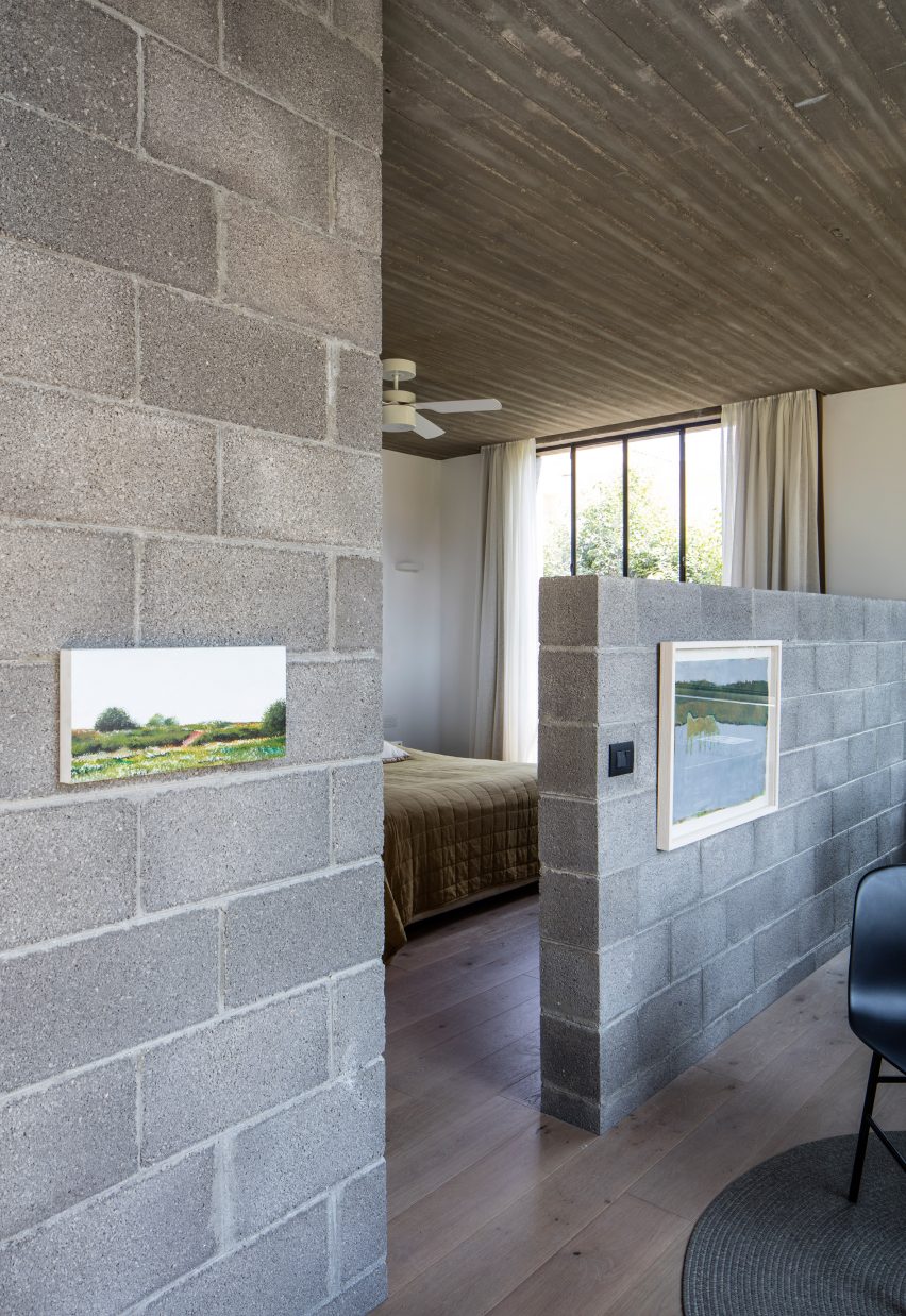 Bare House by Jacobs-Yaniv Architects