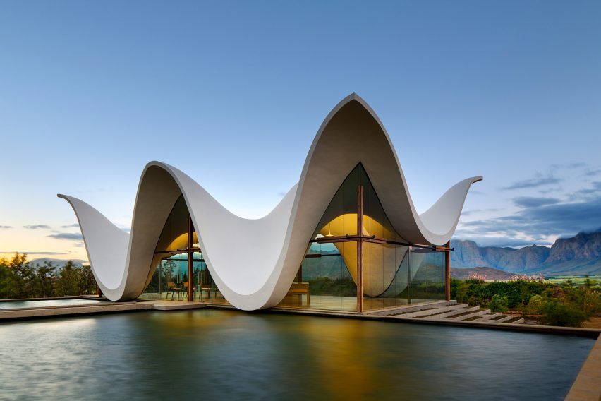 Bosjes Chapel by Steyn Studio