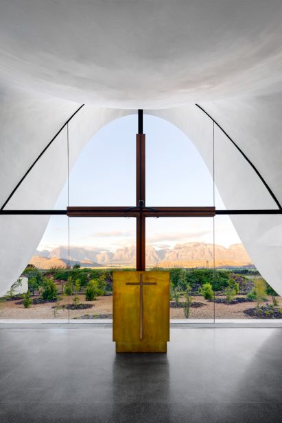 Bosjes Chapel by Steyn Studio