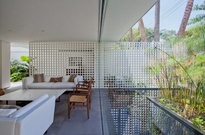 Casa Alto de Pinheiros by AMZ Arquitetos