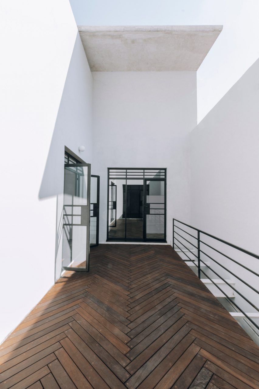 Casa Verne by Zeller & Moye