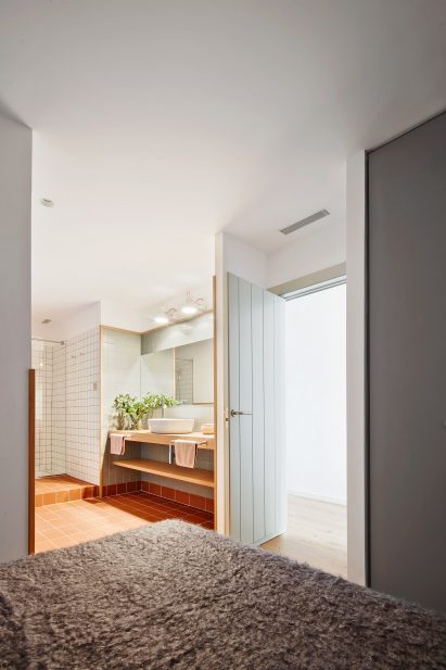 Casp21 by Bonba Studio
